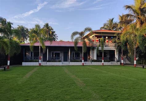 Meritas Seawind Beach Resort, Shrivardhan, .